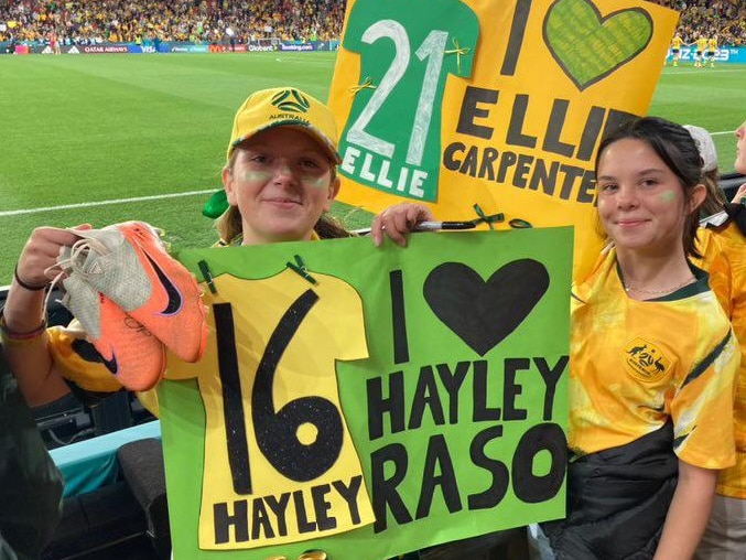 Young Matildas fans overjoyed after gift from Hayley Raso at end of ...