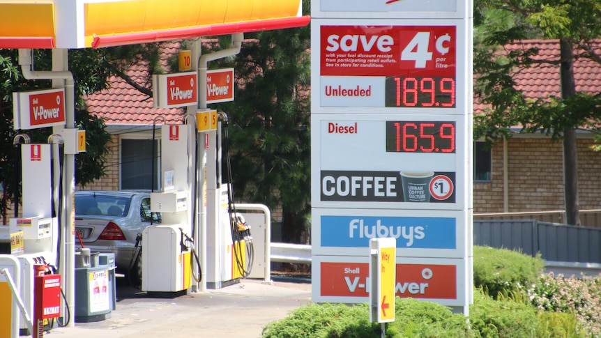 Shell petrol station at Daisy Hill, south of Brisbane