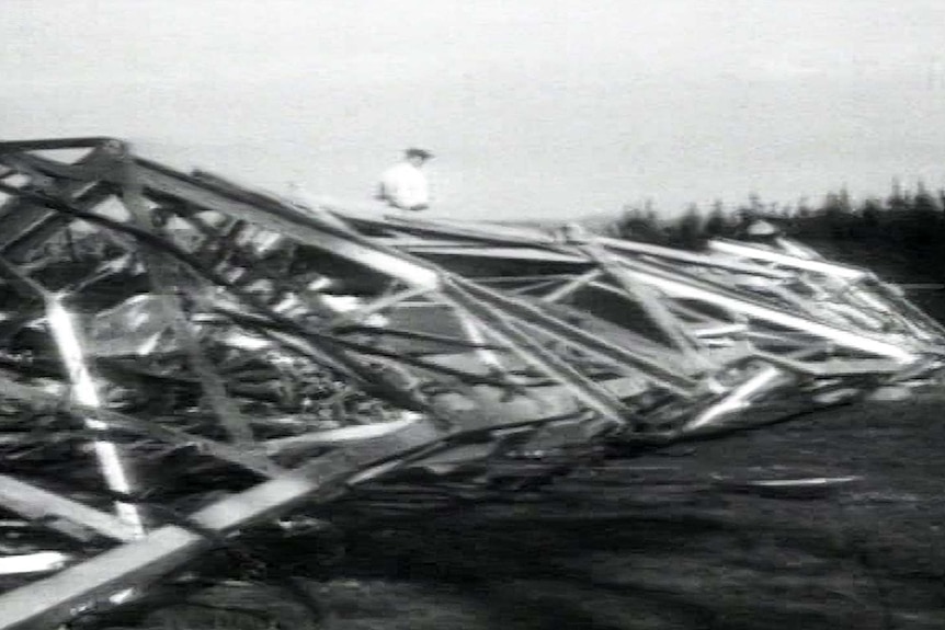 Mt Burr mast collapse