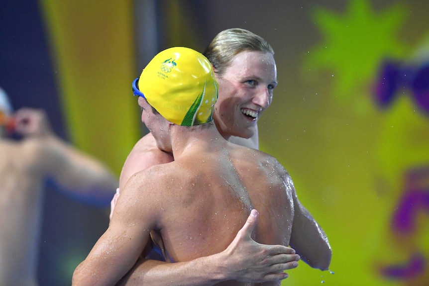 Mack Horton celebrating his victory in the men's 400 metres final at the Australian swimming championships.
