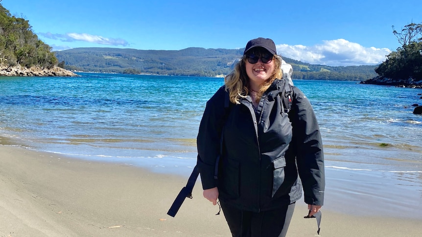 Katie loves to go for a bushwalk, but struggles to buy plus-size hiking  clothes in Australia - ABC Everyday